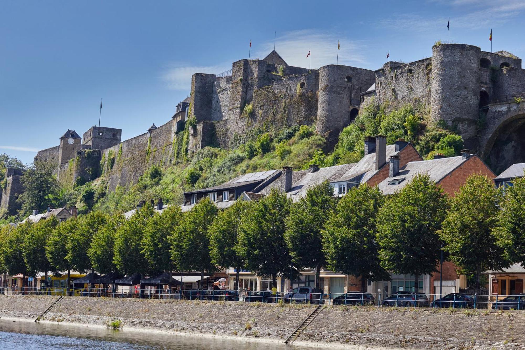 Hillview Hotel Grandvoir Neufchâteau Extérieur photo